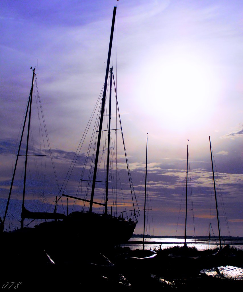 boatsatsunset
